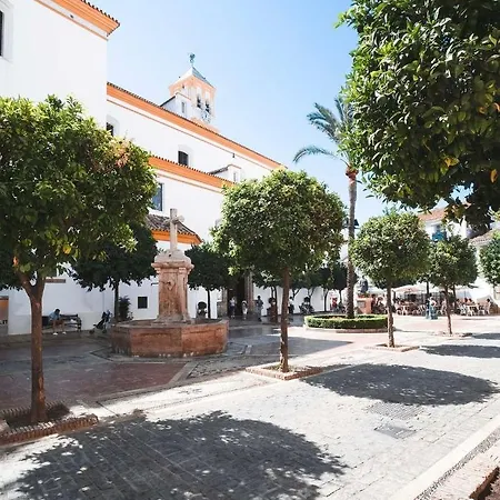 Plaza De Naranjos *