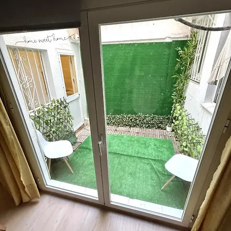 Plaza De Naranjos * Marbella